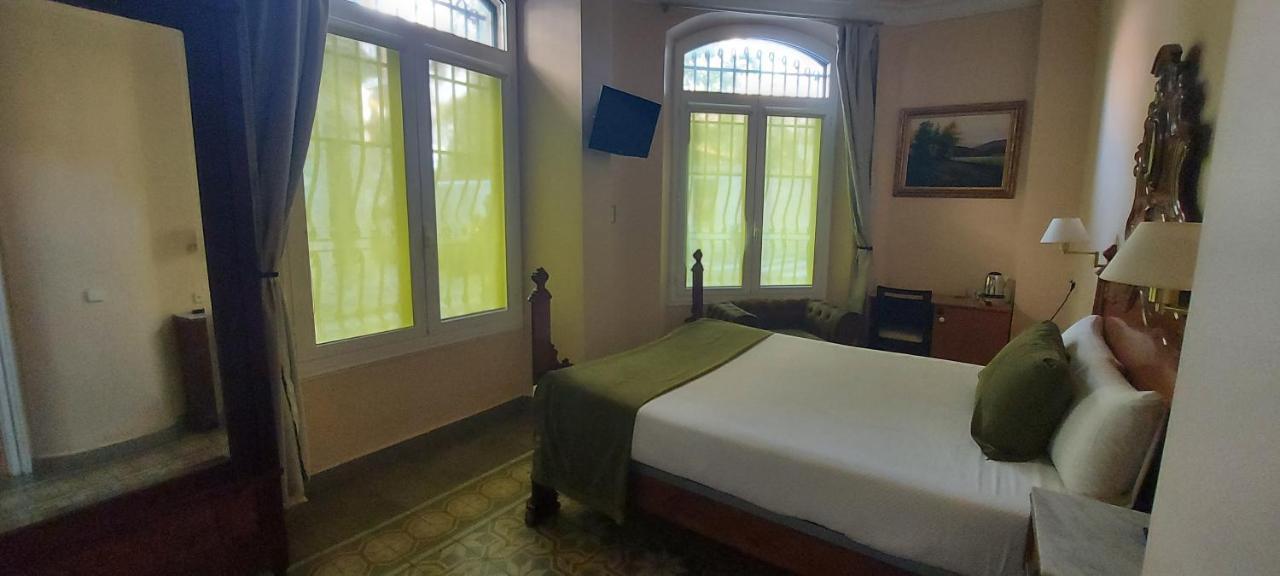 Hotel Noucentista ซีเจส ภายนอก รูปภาพ