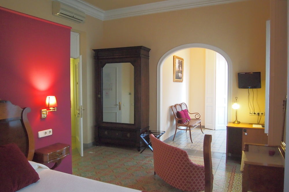 Hotel Noucentista ซีเจส ภายนอก รูปภาพ